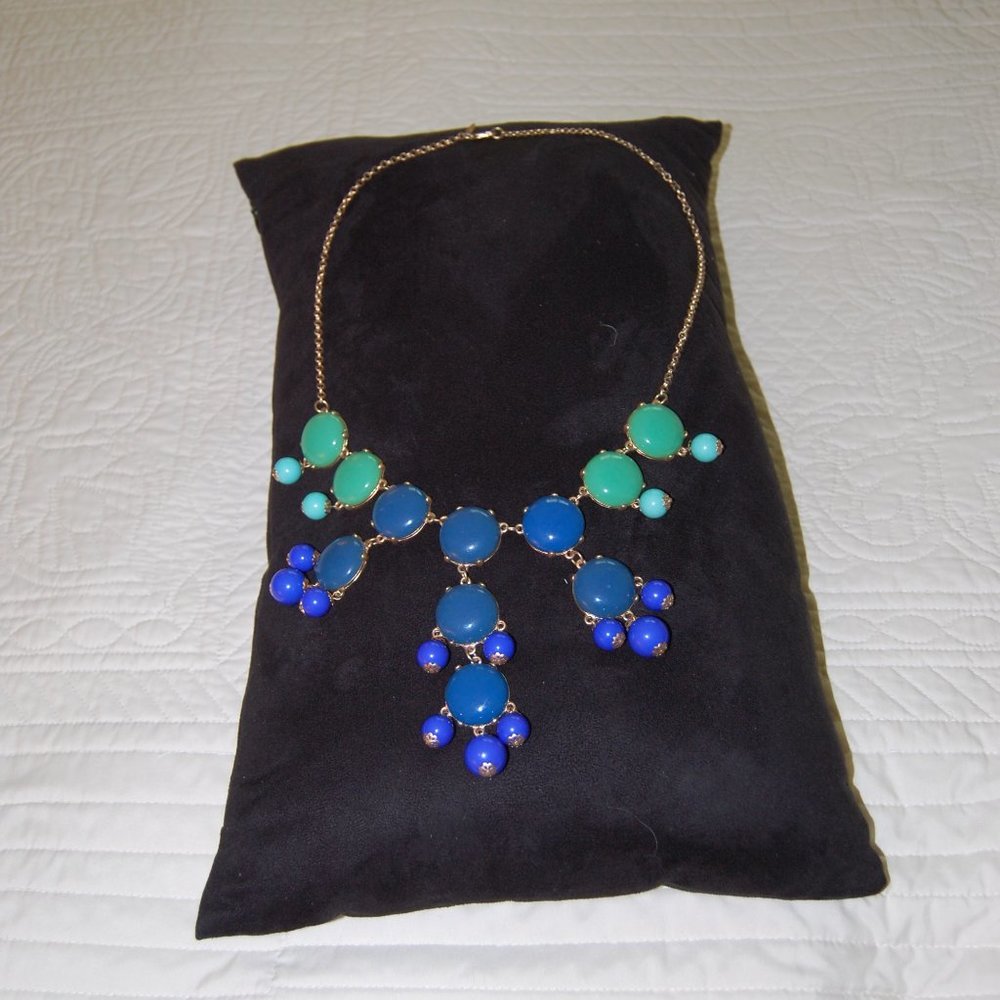 J CREW Cobalt Blue/Mint Green Status Necklace 16 " Long